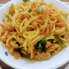 A picture of Cheesy chicken fajita spaghetti.