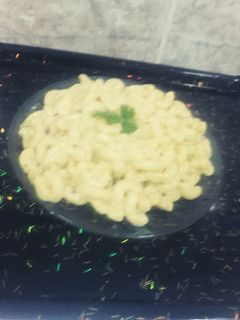 صورة لوصفة معكرونه بالاجبان والدريتوز 🍝🍟