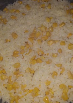 Una foto de Arroz con elote y papa