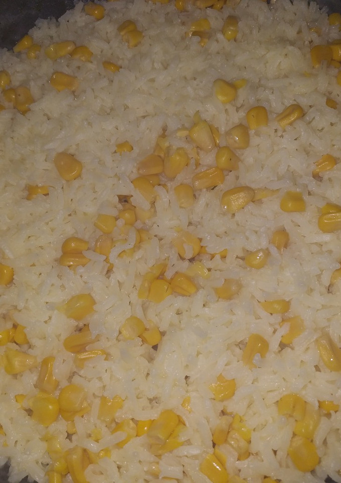 Una foto de Arroz con elote y papa