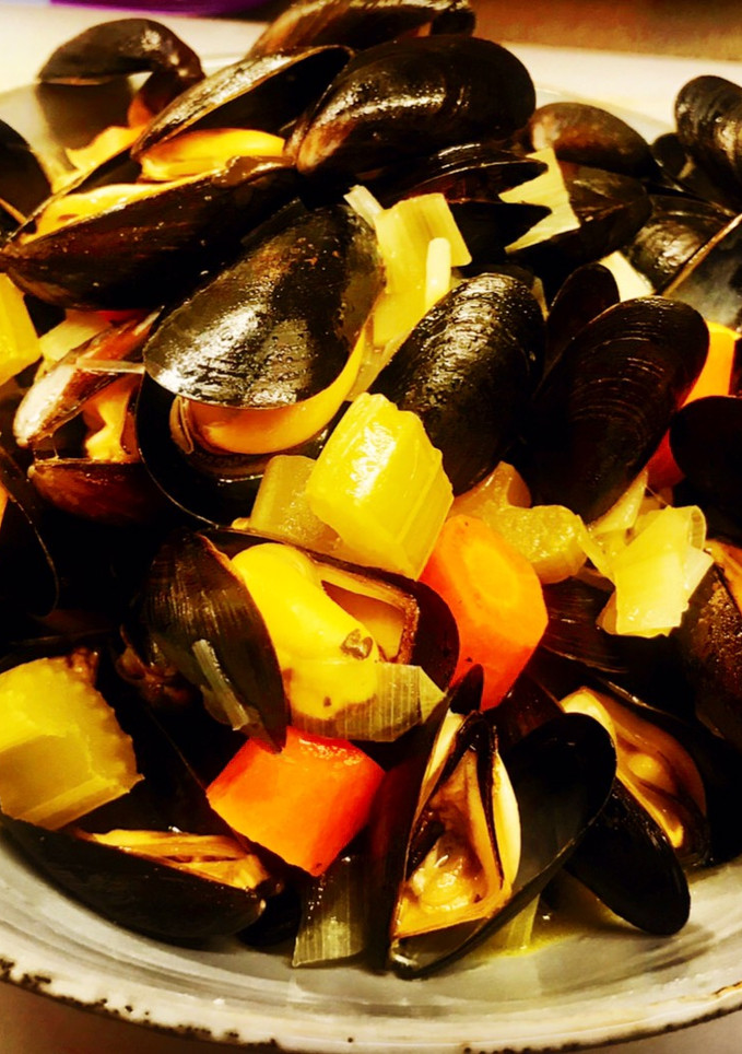 Una foto de Mejillones con sabor a Bélgica 🇧🇪
