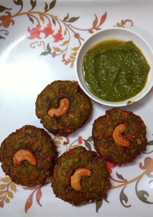 A picture of Hara Bhara kabab.