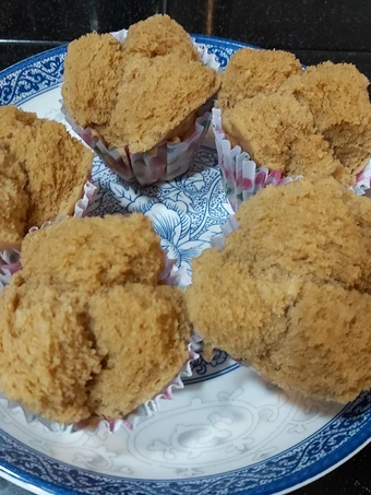 Cara Gampang Membuat Resep Bolu kukus gula merah yang Uenak Anti Ribet, Mantap Sekali