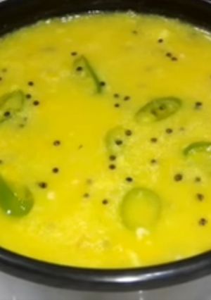બેસન ચટણી/ કઢી(besan kadhi recipe in gujarati) રેસીપી મુખ્ય ફોટો