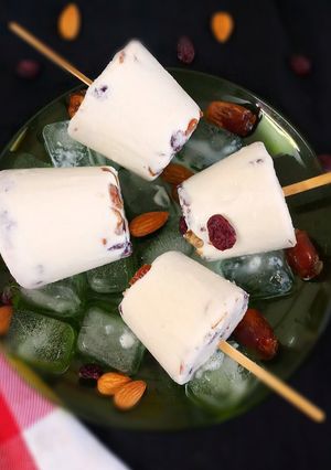 अल्मंड मिल्क आइसक्रीम (Almond milk ice-cream recipe in hindi) रेसिपी मुख्य फोटो