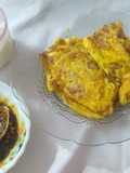 Dadar kornet dan saus kecap kacang
