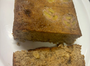 Una foto de Budín de bananas Keto sin azúcar, con harina de almendras