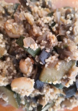 Una foto de Cous cous al pimentón con gambas