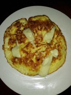 Una foto de Tortilla de huevo y queso