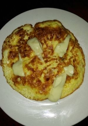 Una foto de Tortilla de huevo y queso