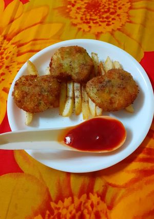 A picture of Sooji sweetheart cutlets.