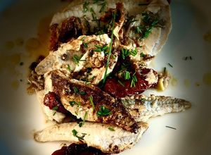 Une photo de Rouget aux éclats de saveurs
