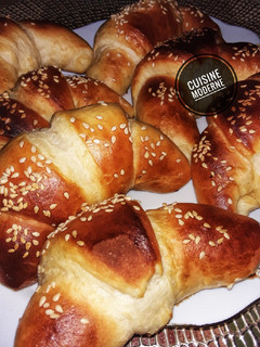 صورة لوصفة 🥐 كرواسون مالح بحشو رائعة 🥐 😋
