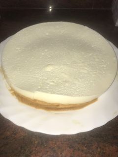 Una foto de Tarta de cuajada con mermelada