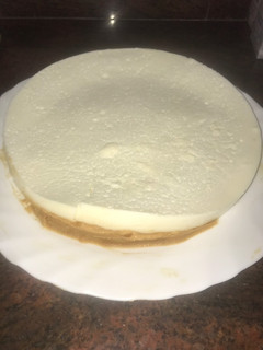 Una foto de Tarta de cuajada con mermelada