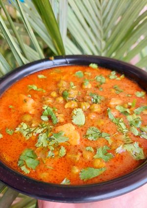 छोलिया आलू करी(choliya aloo curry recipe in hindi) रेसिपी मुख्य फोटो