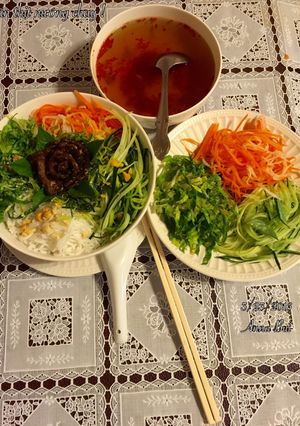 Hình của món Bún thịt nướng chay !.