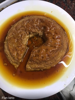 Una foto de Flan sin azúcar y sin harina/ keto