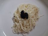 麵線佐松露醬