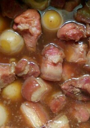 Hình của món Thịt kho tàu.