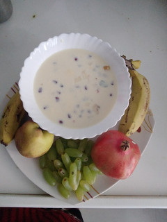 ફ્રુટ સલાડ (Fruit Salad Recipe In Gujarati) રેસીપી મુખ્ય ફોટો