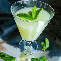 A picture of Lemonade.
