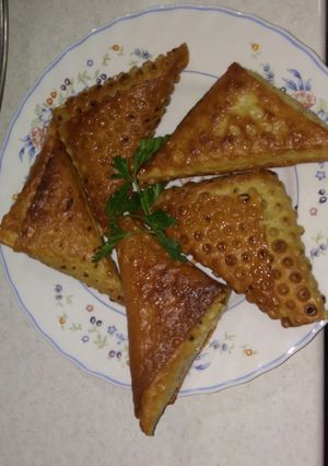 عکسی از دستور سمبوسه سیب زمینی و گوشت چرخ کرده