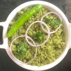A picture of Coriander masala poha.