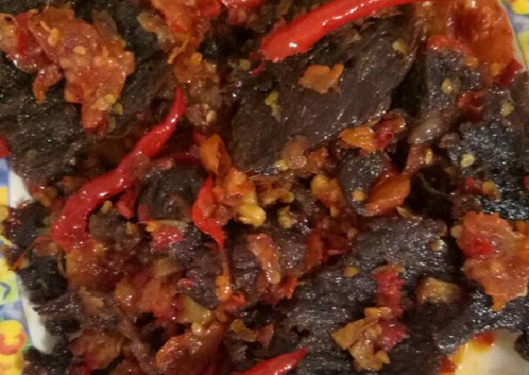 Dendeng kering balado