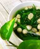 Canh Cải Bó Xôi Nấu Nấm Rơm