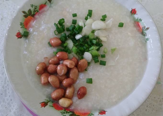 Bubur ayam (Chicken congee) slow cooker