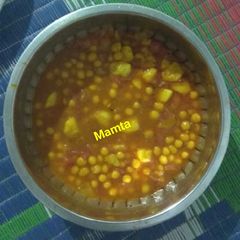 A picture of आलू मटर की सब्जी.