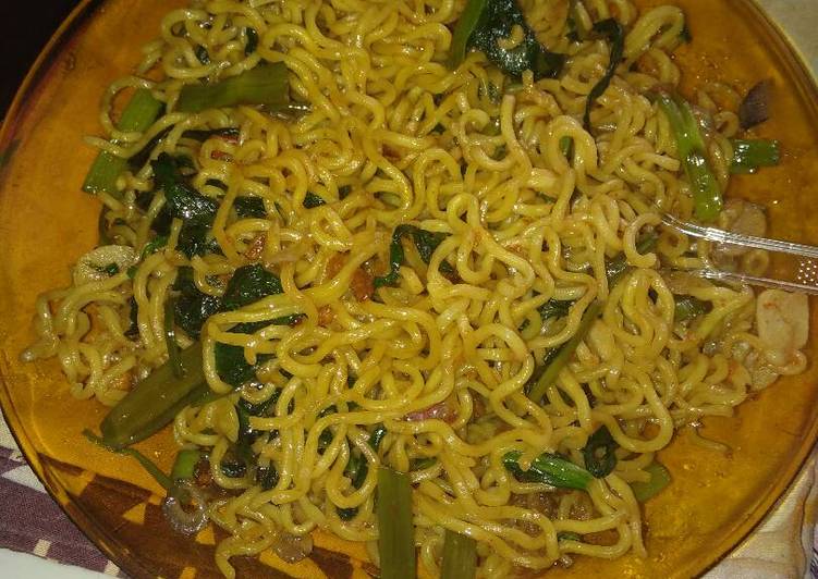 Resep Mie goreng kangkung ala anak kost, Enak