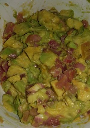 A picture of Guacamole.
