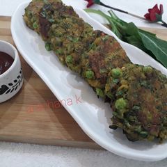 Soyabeen lentil green kabab A picture of Soyabeen lentil green kabab.