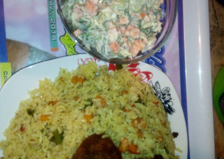 How to Prepare Perfect Fosigns specia Fried rice and Veggie Salad