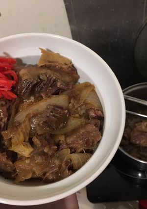 รูปของ Gyudon เนื้อตุ๋น (ข้าวหน้าเนื้อ)