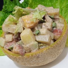 A picture of Fruity Salad Bowl.