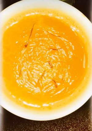 A picture of Saffron tea.