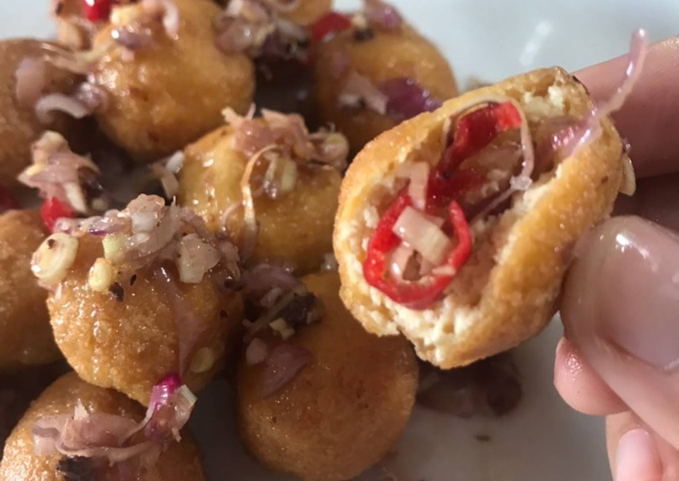 Bola tahu isi sambal terasi