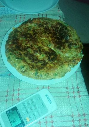 Una foto de Tortilla fácil y rápida de zapallitos y fiambre