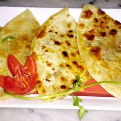 A picture of Aloo ka Paratha.