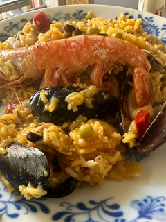 Una foto de Paella valenciana