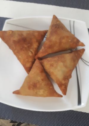 A picture of Beef samosas.