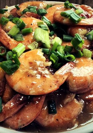 A picture of Garlic Buttered Shrimp w/Sprite & Oyster Sauce.