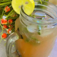 Brown mint lemonade A picture of Brown mint lemonade.