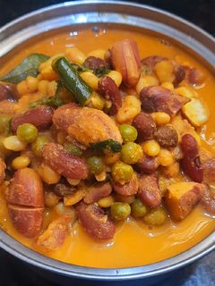 பலாக்கொட்டை குழம்பு(jackfruit seeds curry recipe in tamil) செய்முறை முக்கிய புகைப்படம்