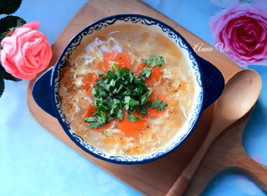 Hình của món Súp gà xé cho sinh nhật bé.