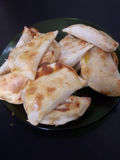 Una foto de Empanadas de jamón y queso sin tacc