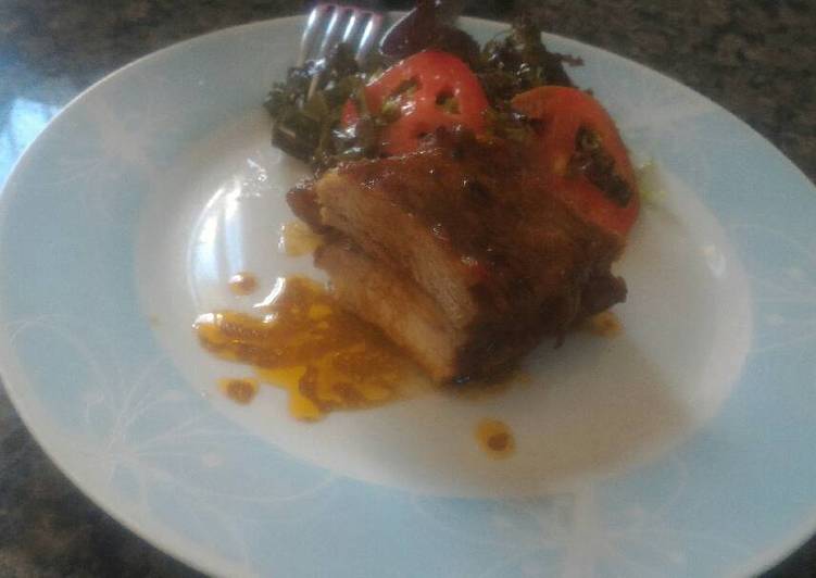 Costelinha suína na cerveja escura - Tudogosreceitas